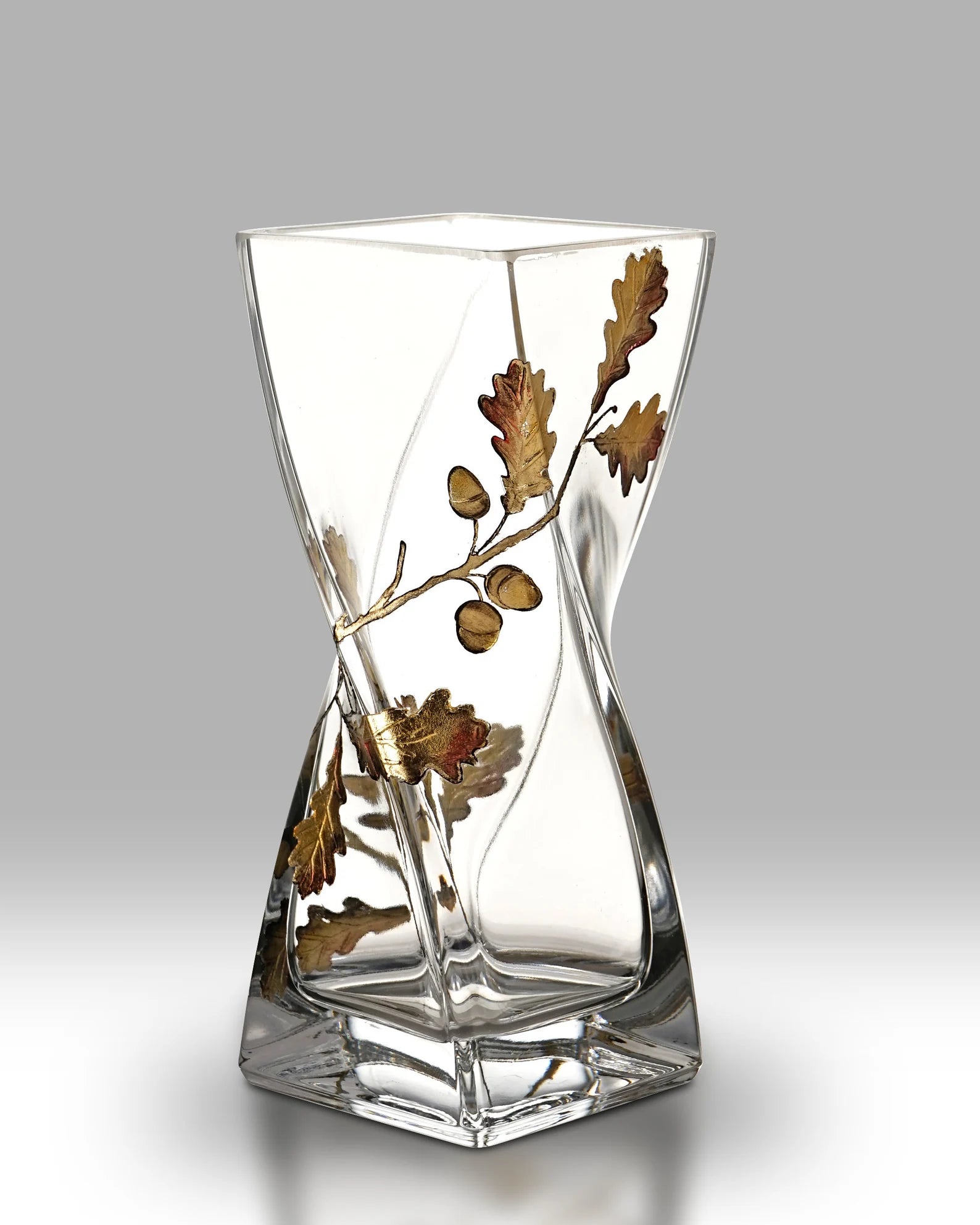 Oak Leaf Gold hand-blown glass twist vase, 20cm